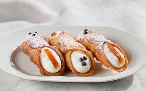 CANNOLO ALLA RICOTTA